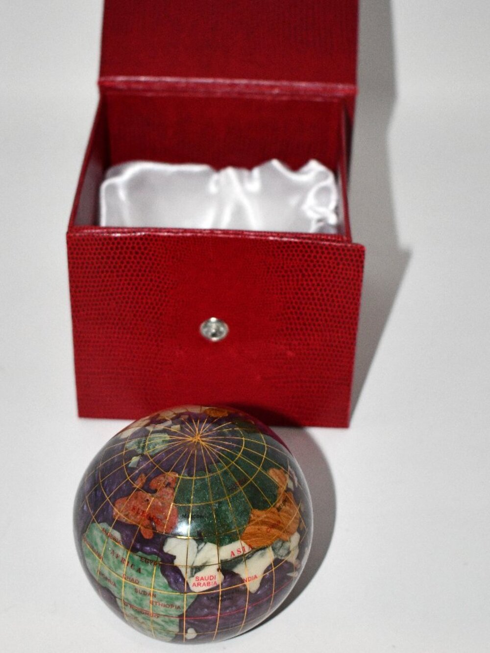 Decorative World Globe Paperweight Multicolor Floral Map w/ Red Gift Box Great